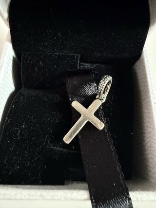 Colgante Cruz Pandora Plata Circonitas
