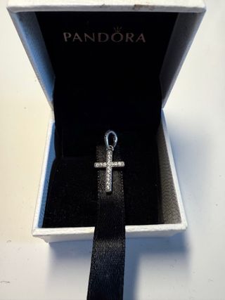 Colgante Cruz Pandora Plata Circonitas
