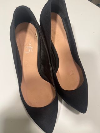 Zapatos de tacón negros