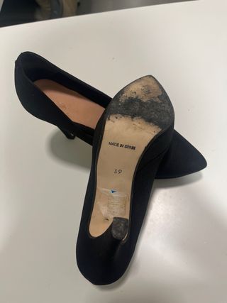 Zapatos de tacón negros
