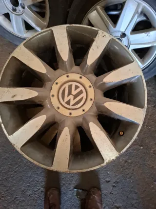 Llantas VW 17