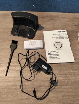 Medion MD 18600 - Aspiradora robot