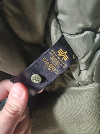 Chaqueta Alpha Industries CWU 45 NASA Verde