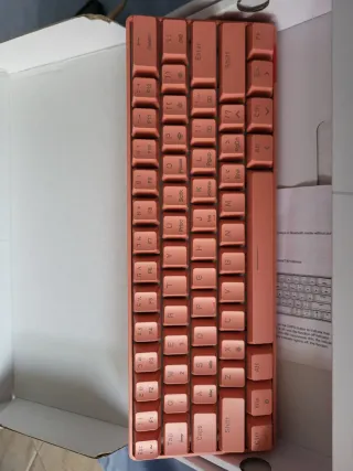 Teclado Mecánico RGB Rosa