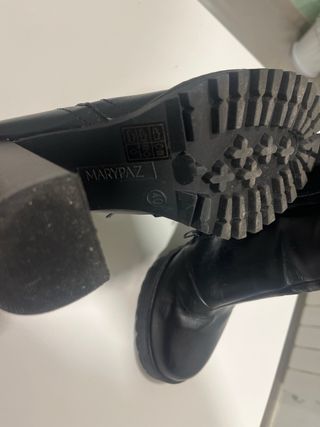 Botines negros cómodos