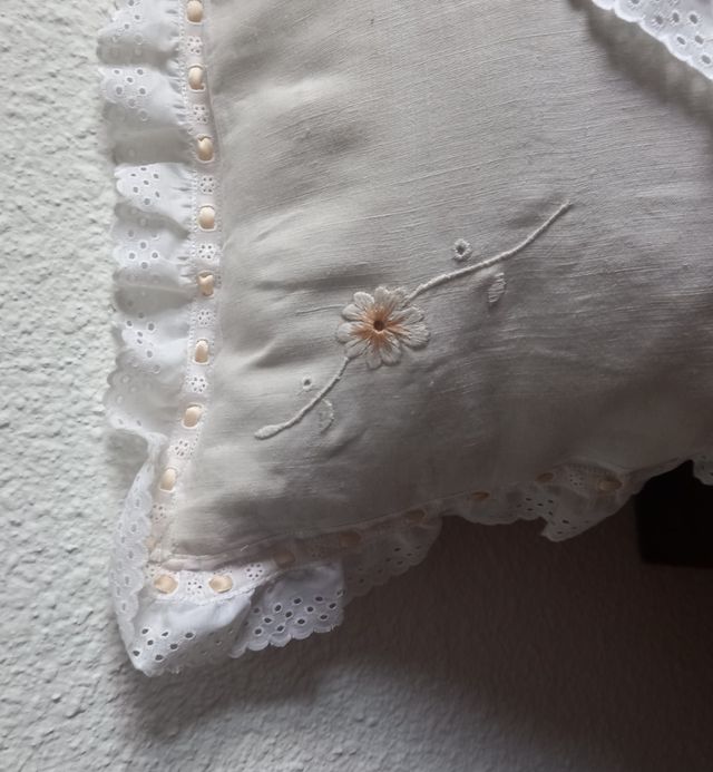 Cojín Vintage Hecho a Mano