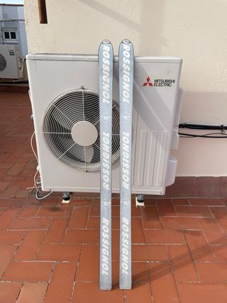 Esquís Rossignol Dakar III 140cm + Bastones