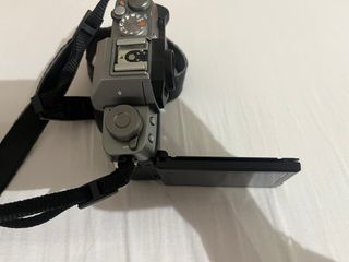 Cámara Fujifilm X-T100 Negra/Gris