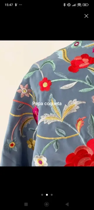 Mantoncillo bordado flecos azul