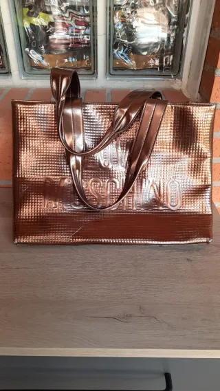 Bolso Moschino Bronce Metálico
