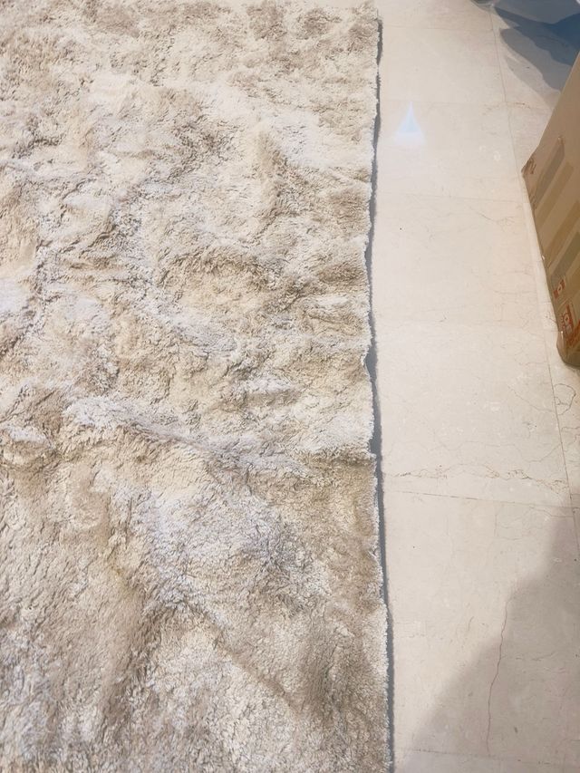 Alfombra beige y gris poliéster