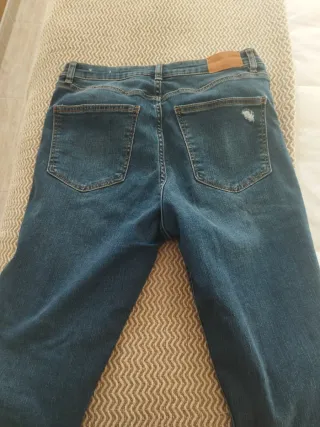 Pantalón vaquero pitillo mujer