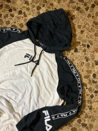 Sudadera Fila Blanca y Negra