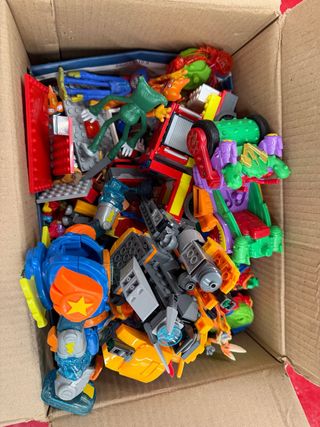 Caja de Juguetes Variados