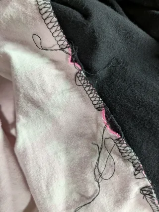 Camiseta manga larga con estampado de mujer