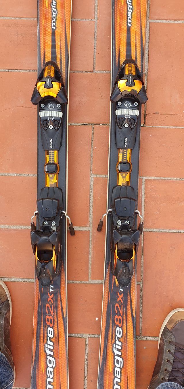 Esquís Elan Magfire 82XTI + Funda Völkl