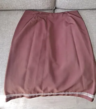 Conjunto Amitié falda y top granate