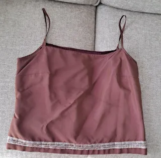 Conjunto Amitié falda y top granate