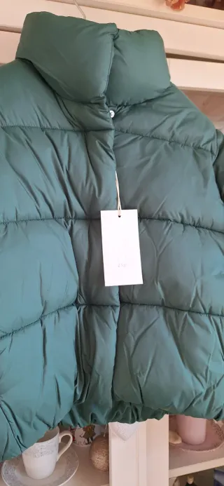 Cazadora acolchada verde