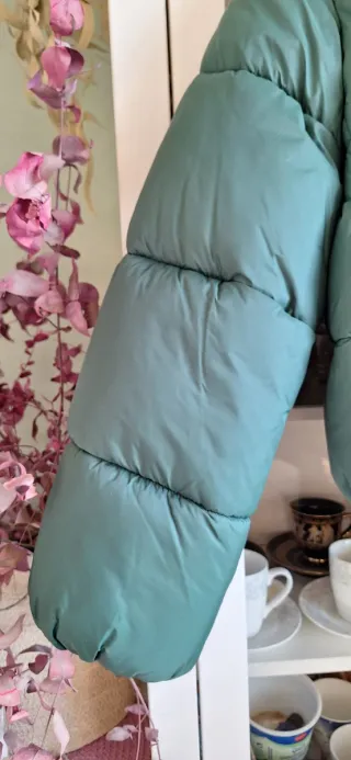 Cazadora acolchada verde