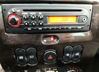 Elevalunas delantero dacia 9030256 duster 1116895