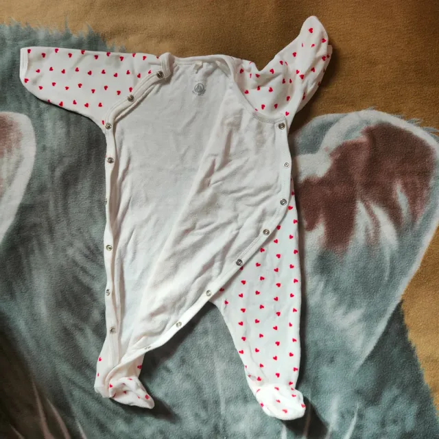 Tutina neonato con cuoricini rossi 3mesi60cmPetitB