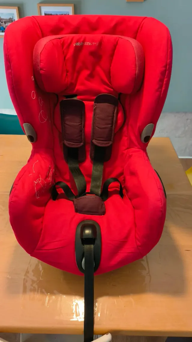 Silla Bebè Confort Axiss Giratoria Roja