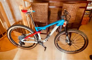 Bicicleta Cube AMS Teamline