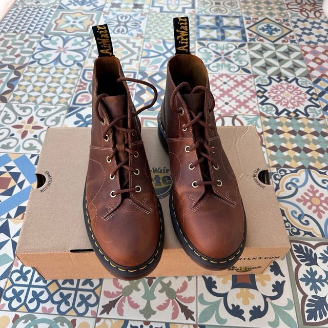 Botines Dr. Martens Church Marrones