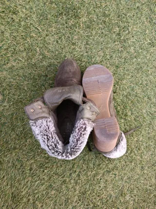 Botín tacón mujer verde kaki con pelo talla 41