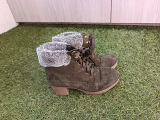 Botín tacón mujer verde kaki con pelo talla 41