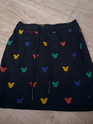 Conjunto Bershka estampado Mickey Mouse