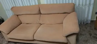 Sofá 2 y 3 plazas color melocotón. 210 y 170 cm