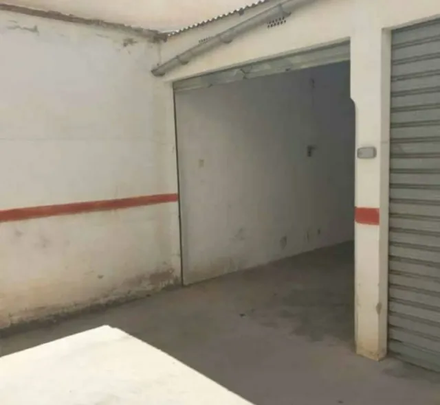 Trastero con persiana