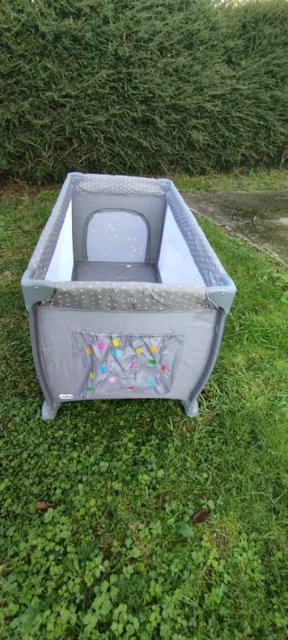 Cuna de viaje a salvo