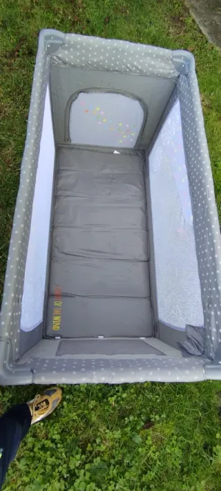 Cuna de viaje a salvo