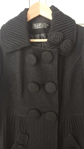 Abrigo negro SLPH