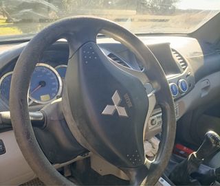 Mitsubishi L 200 2007