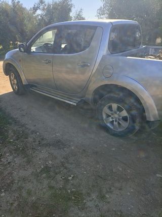 Mitsubishi L 200 2007