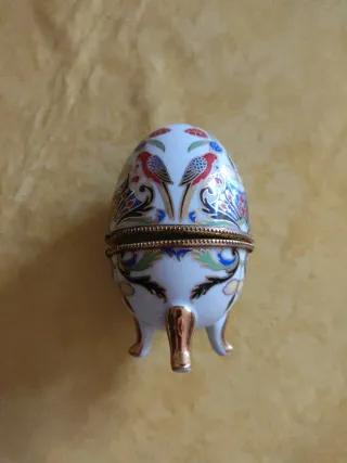 Huevo joyero porcelana pintado a mano