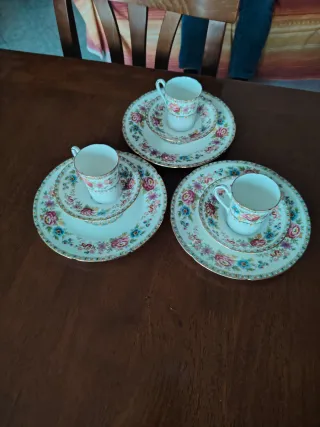 Setti tazze piatti bicchieri Torino città