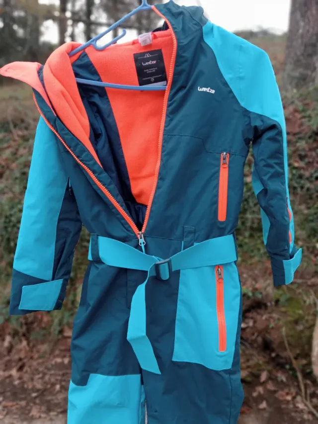 Traje de nieve infantil Wedze y guantes