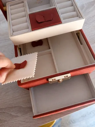 Portagioie Carpisa rosso