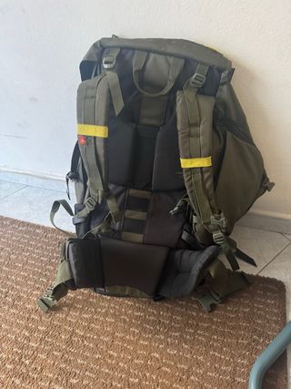 Mochila de viaje y campamento