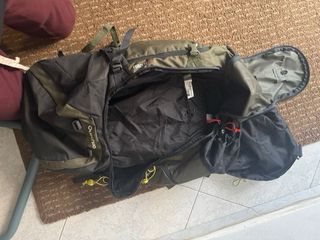 Mochila de viaje y campamento