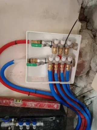 AUTÓNOMO – MONTAJES E INSTALACIONES