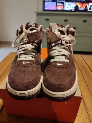 Nike Air Force 1 Chocolate Mid