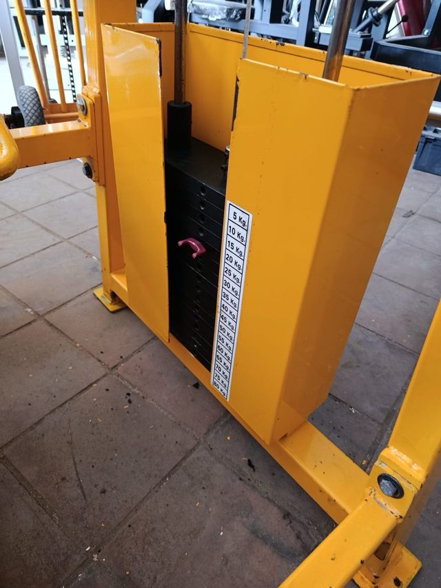 Estensione quadricipiti Adan Sport