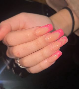 Uñas acrílicas a domicilio