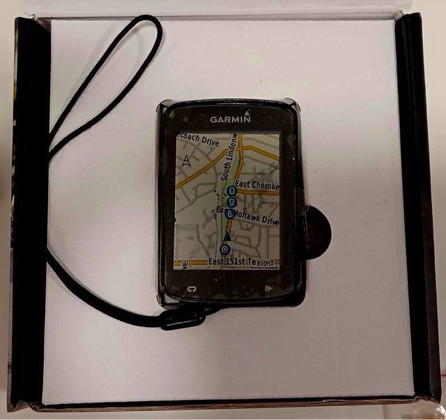 Garmin Edge 820 Bundle Caja Accesorios